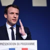 Ứng viên Emmanuel Macron trong cuộc vận động tranh cử ở Paris ngày 2/3. (Nguồn: AFP/TTXVN)