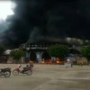 Cháy dữ dội tại khu vực Cửa khẩu Tân Thanh, thiêu rụi gần 40 kiốt 