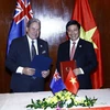 Phó Thủ tướng, Bộ trưởng Ngoại giao Phạm Bình Minh và Phó Thủ tướng, Bộ trưởng Ngoại giao New Zealand Winston Peters ký kết Chương trình hành động Việt Nam-New Zealand giai đoạn 2017-2020. (Nguồn: TTXVN)