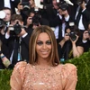 Nữ ca sỹ Beyonce tại Dạ tiệc gây quỹ cho Việt bảo tàng nghệ thuật Metropolitan ở New York, Mỹ ngày 2/5/2016. (Nguồn: AFP/TTXVN)