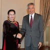 Chủ tịch Quốc hội Nguyễn Thị Kim Ngân hội kiến với Thủ tướng Singapore Lý Hiển Long. (Ảnh: Trọng Đức/TTXVN)