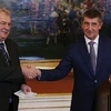 Tổng thống Zeman và Thủ tướng tương lai Babis. (Nguồn: Novinky.cz)