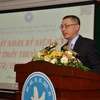 Đại sứ Vũ Quang Minh phát biểu tại cuộc họp mặt. (Ảnh: Danh Chanh Đa/TTXVN) 