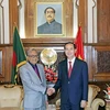 Chủ tịch nước Trần Đại Quang hội kiến với Tổng thống Bangladesh Mohammad Abdul Hamid. (Ảnh: Nhan Sáng/TTXVN)