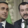 Lãnh đạo của đảng Liên đoàn Matteo Salvini (phải) và lãnh đạo Phong trào 5 Sao (M5S) Luigi Di Maio (trái). (Nguồn: AFP/TTXVN)