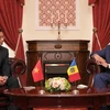 Đại sứ Việt Nam tại Ukraine, kiêm nhiệm Moldova Nguyễn Anh Tuấn tiếp kiến Tổng thống Moldova Igor Dodon tại buổi trình Ủy nhiệm thư. (Ảnh: Dương Trí/TTXVN)