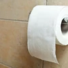 Trung Quốc đã dùng cách này để chống trộm giấy vệ sinh
