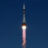 Tàu vũ trụ Soyuz MS-10 của Nga rời bệ phóng từ sân bay vũ trụ Baikonur ở Kazakhstan trong sứ mệnh đưa các nhà du hành Nga-Mỹ lên Trạm Vũ trụ quốc tế (ISS), ngày 11/10. (Nguồn: AFP/TTXVN)