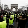 Người biểu tình Áo vàng tập trung tại thủ đô Paris, Pháp ngày 29/12/2018. (Nguồn: AFP/TTXVN) 