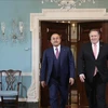 Ngoại trưởng Thổ Nhĩ Kỳ Mevlut Cavusoglu (trái) và người đồng cấp phía Mỹ Mike Pompeo. (Nguồn: aa.com.tr) 