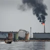 Một cơ sở lọc dầu ở hồ Maracaibo, Venezuela. (Nguồn: AFP/TTXVN)