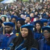 Các sinh viên tại lễ tốt nghiệp Trường đại học Howard ở Washington, DC, Mỹ. (Nguồn: AFP/TTXVN) 