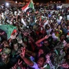 Người biểu tình Sudan tập trung tại thủ đô Khartoum ngày 19/5/2019. (Nguồn: AFP/TTXVN) 