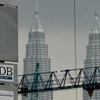 Biểu tượng 1MDB tại Kuala Lumpur, Malaysia. (Nguồn: AFP/TTXVN) 