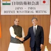 Bộ trưởng Quốc phòng Nhật Bản Takeshi Iwaya (phải) và người đồng cấp Ấn Độ Rajnath Singh tại cuộc gặp ở Tokyo ngày 2/9/2019. (Nguồn: newspoint.tv) 