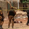 Cảnh sát Burkina Faso trong chiến dịch truy quét phiến quân tại Ouagadougou, ngày 22/5. (Nguồn: AFP/TTXVN) 
