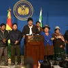 Cựu Tổng thống Bolivia Evo Morales (giữa) trong cuộc họp báo tại thành phố El Alto, ngày 10/11/2019. (Nguồn: THX/TTXVN) 