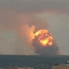 Khói lửa bốc lên từ hiện trường vụ nổ động cơ tên lửa thử nghiệm tại thao trường quân sự thành phố Severodvinsk, tỉnh Arkhangelsk, Nga ngày 8/8/2019. (Nguồn: News Breezer/TTXVN) 