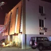 Hỏa hoạn xảy ra lúc sáng sớm tại tòa chung cư 3 tầng Alpine Motel. (Nguồn: CNN) 