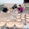 [Video] Về Nghệ An thăm làng Trù Sơn làm nồi đất hàng trăm năm