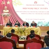 Phó Thủ tướng Thường trực Trương Hòa Bình với lãnh đạo Thanh tra Chính phủ chủ trì Hội nghị. (Ảnh: Văn Điệp/ TTXVN) 