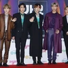 Các thành viên ban nhạc BTS tại lễ trao giải thưởng âm nhạc ở Seoul, Hàn Quốc. (Nguồn: YONHAP/TTXVN) 
