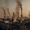 Khói bốc lên từ một nhà máy thép ở Trung Quốc. (Nguồn: Getty Images) 