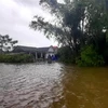 Nhiều ngôi nhà ở Thừa Thiên-Huế bị ngập sâu. (Ảnh: Tường Vi/TTXVN) 