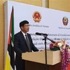 Đại sứ Việt Nam tại Mozambique Lê Huy Hoàng phát biểu khai mạc Lễ kỷ niệm 45 thiết lập quan hệ ngoại giao Việt Nam-Mozambique. (Ảnh: Đình Lượng/TTXVN) 