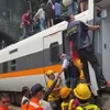 Hiện trường tai nạn đường sắt thảm khốc ở Đài Loan khiến 36 người chết