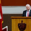 Ông Miguel Diaz-Canel, người vừa được bầu làm Bí thư thứ nhất Đảng Cộng sản Cuba (PCC), phát biểu tại phiên bế mạc Đại hội lần thứ VIII PCC, ở La Habana, ngày 19/4/2021. (Nguồn: AFP/TTXVN) 