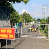 Phong tỏa một khu vực ở Bình Thuận sau khi có ca nghi nhiễm COVID-19. (Ảnh: Nguyễn Thanh/TTXVN) 