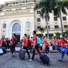Hơn 300 sinh viên Đại học Y Hà Nội vào Bình Dương hỗ trợ chống dịch