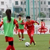Đội tuyển nữ Việt Nam tập luyện. (Ảnh: VFF) 