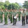 Toàn cảnh buổi lễ xuất quân tăng cường cán bộ, chiến sỹ làm nhiệm vụ phòng, chống dịch COVID-19 trên địa bàn huyện Phù Yên, tỉnh Sơn La. (Ảnh: TTXVN phát) 