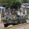 Lực lượng vũ trang Guinea tuần tra tại Kaloum, khu vực lân cận Conakry, sau vụ đấu súng dữ dội được cho là đảo chính ở thủ đô, ngày 5/9/2021. (Ảnh: AFP/TTXVN) 