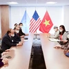 Chủ tịch nước Nguyễn Xuân Phúc gặp gỡ bạn bè cánh tả Hoa Kỳ. (Ảnh: Thống Nhất/TTXVN)