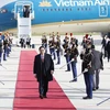 Thủ tướng Phạm Minh Chính đến sân bay Orly ở thủ đô Paris (Pháp). (Ảnh: Dương Giang/TTXVN) 