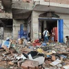 Nhà cửa bị hư hại sau một vụ đánh bom gần sân bay quốc tế Aden ở thành phố Aden, Yemen ngày 31/10/2021. (Ảnh: THX/TTXVN) 