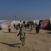 Trẻ em tại trại tị nạn ở Mazar-i-Sharif, tỉnh Balkh, Afghanistan, ngày 20/11/2021. (Ảnh: THX/TTXVN) 