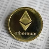 Đồng tiền điện tử ethereum. (Ảnh: AFP/TTXVN) 