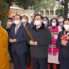 [Photo] Chủ tịch Quốc hội dâng hương tại Hoàng thành Thăng Long