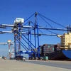 Container hàng hóa tại Cảng Hải Phòng. (Ảnh: An Đăng/TTXVN) 