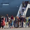 Máy bay quân sự của Mỹ đưa người tị nạn Afghanistan từ Kabul tới căn cứ hải quân Rota, Tây Ban Nha, ngày 31/8/2021. (Ảnh: AFP/TTXVN) 
