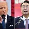 Tổng thống đắc cử Hàn Quốc Yoon Suk-yeol (phải) và Tổng thống Mỹ Joe Biden. (Nguồn: EPA) 
