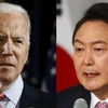Tổng thống đắc cử Hàn Quốc Yoon Suk-yeol (phải) và Tổng thống Mỹ Joe Biden. (Nguồn: AP)