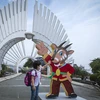 [Photo] Hòa Bình trang hoàng đường phố chào đón SEA Games 31