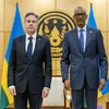 Ngoại trưởng Mỹ Antony Blinken (trái) và Tổng thống Rwanda Paul Kagame tại cuộc gặp ở Kigali ngày 11/8/2022. (Ảnh: AFP/TTXVN) 
