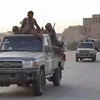 Quân Chính phủ Yemen tiến vào tỉnh Shabwa sau khi giành quyền kiểm soát tỉnh này từ lực lượng Houthi ngày 10/1/2022. (Ảnh: AFP/TTXVN) 