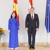 Tổng thống Croatia Zoran Milanovíc đón Phó Chủ tịch nước Võ Thị Ánh Xuân. (Ảnh: Lâm Khánh/TTXVN) 